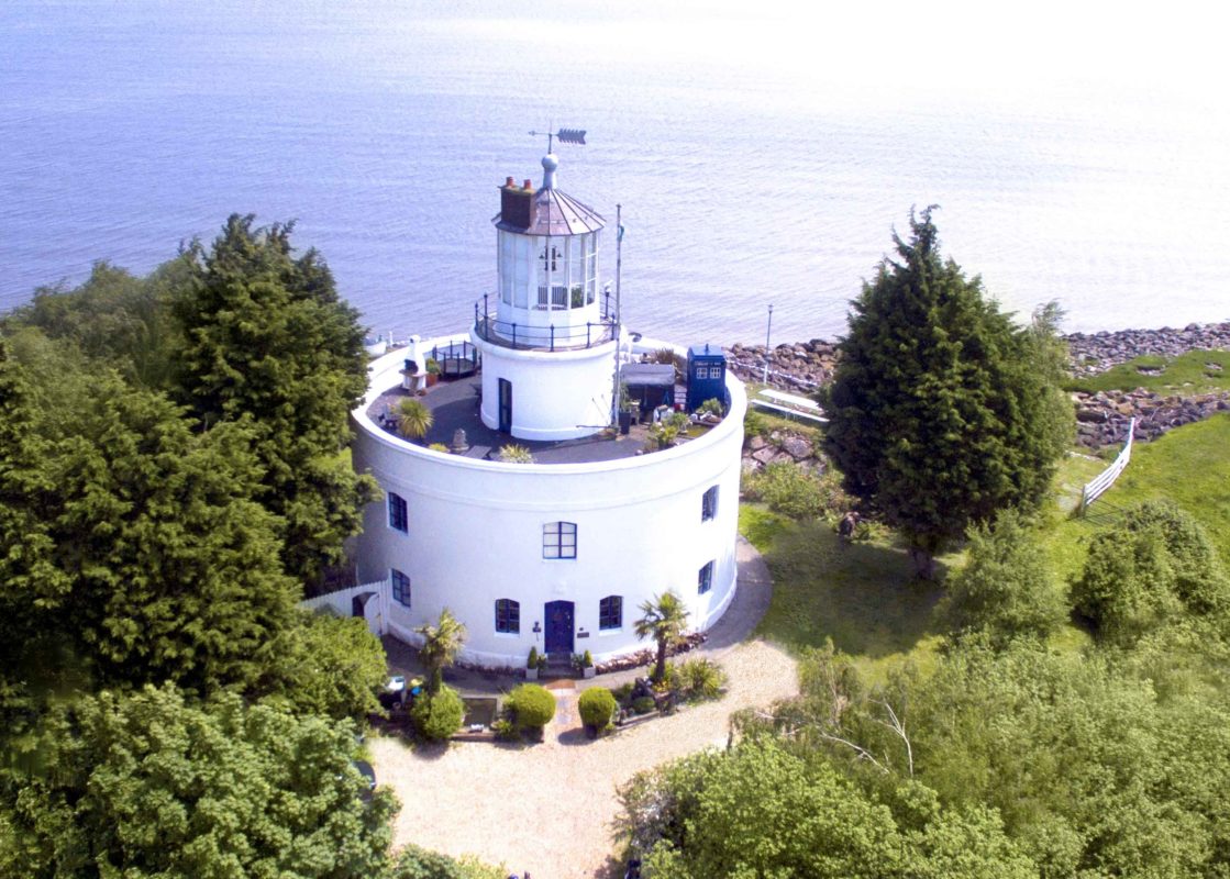 West Usk Lighthouse holiday2be